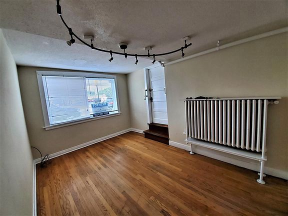 4th image of 3003 N Ashland Ave #G