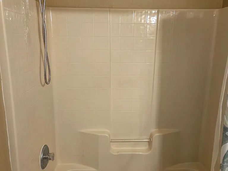 122 Wilton Cir — Photo 18