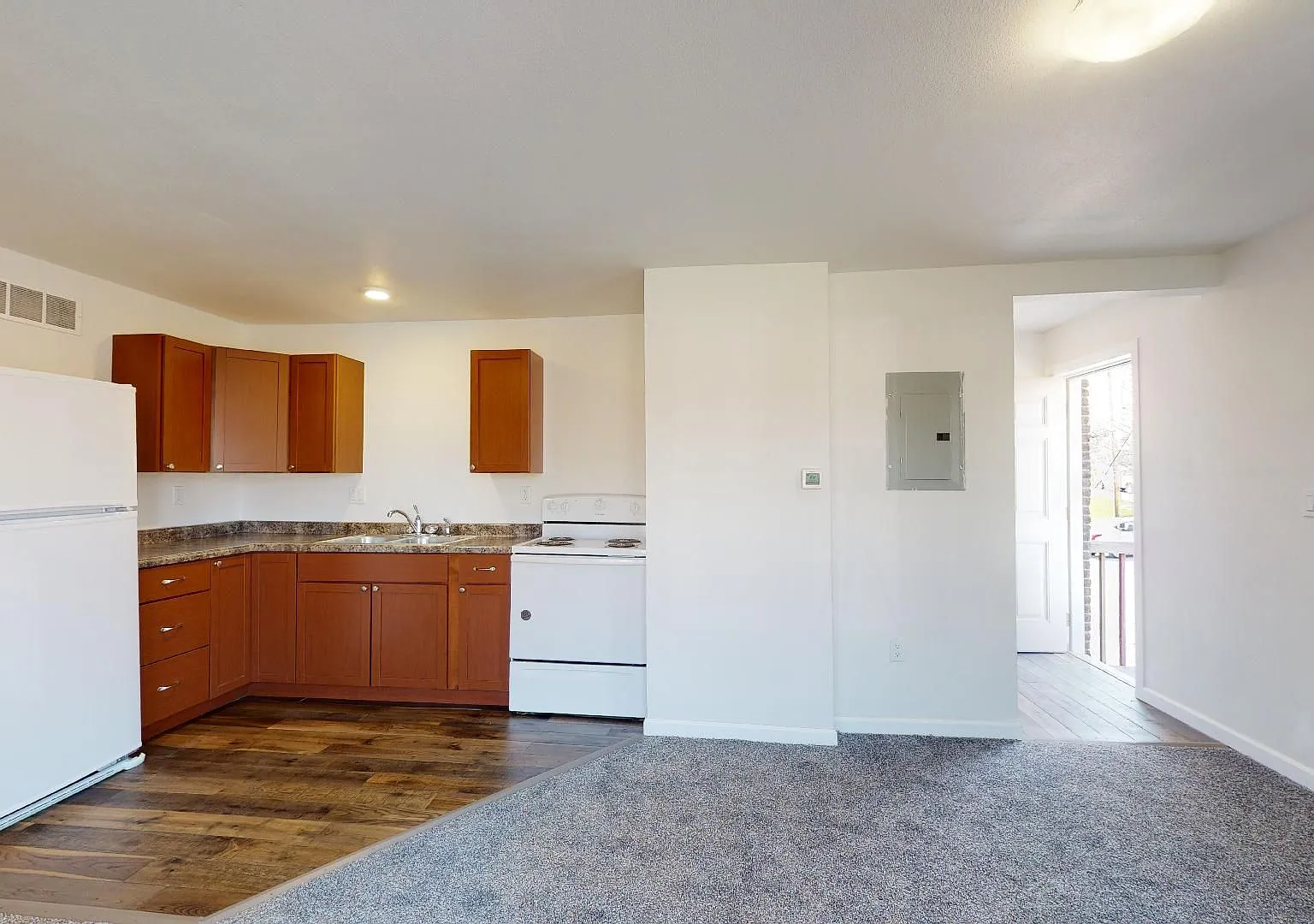 820 6th St, Nevada — Photo 3