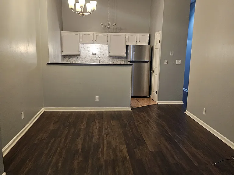 1518 Salisbury St #1 — Photo 1