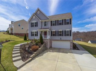 113 Maple Dr, Beaver Falls, PA 15010