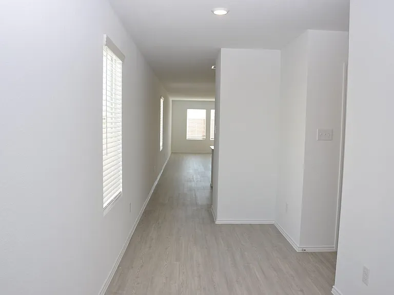 128 Hasty Heart Ct — Photo 10