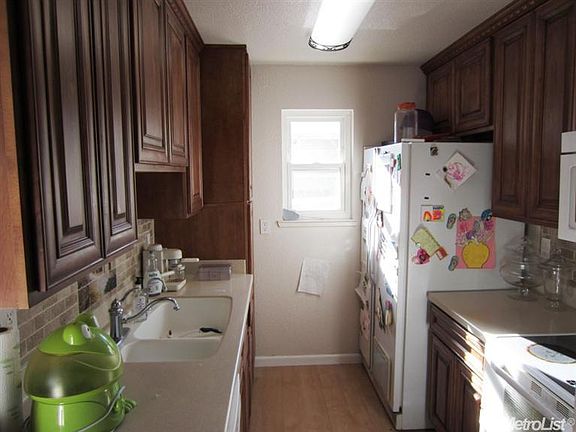 4th image of 5416 9th Ave