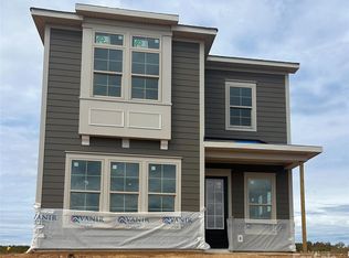 4000 Hickory Place Ln, Pineville, NC 28134