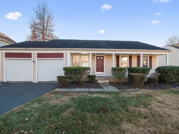 14 Braxton Dr, Sterling, VA 20165