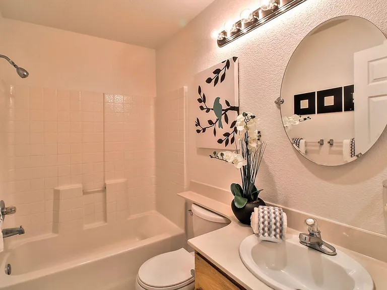 4522 Peacock Ct — Photo 14