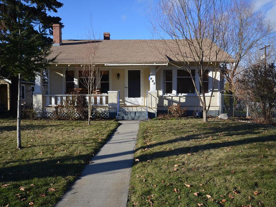 1st image of 805 E 11th St