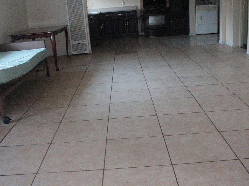 2nd image of 5117 N Maywood Ave #1/2