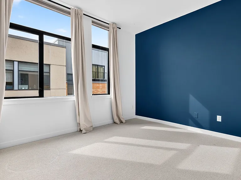 1690 NW Riverscape St — Photo 36