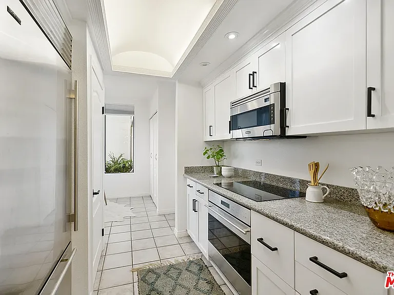 2930 Neilson Way #310 — Photo 6