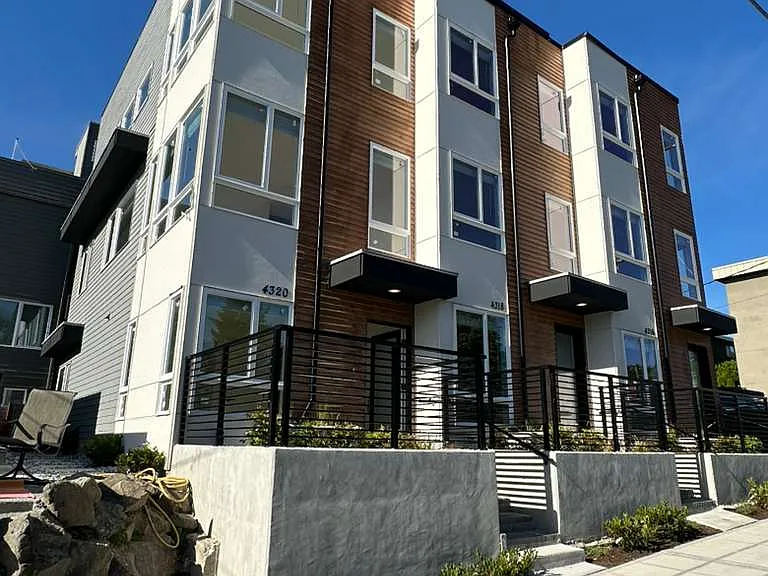 4318 SW Holly St — Photo 22