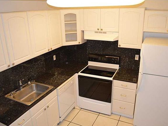 5th image of 15385 S Dixie Hwy APT 16