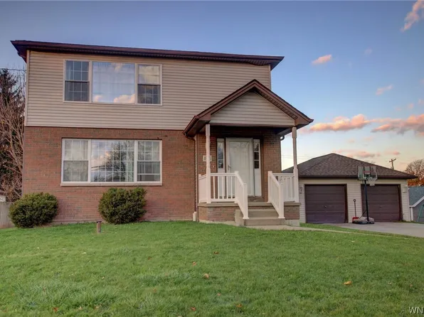 4996 Thurston Ave, Hamburg, NY 14075