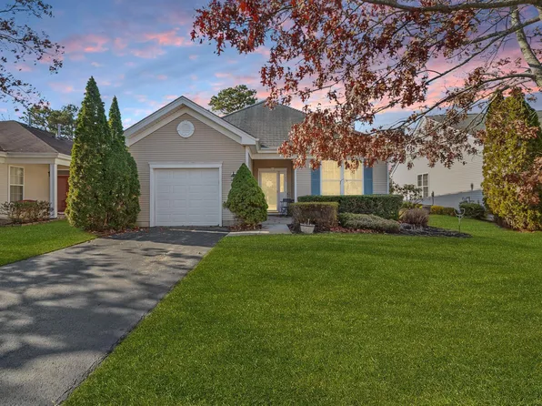 145 Brewster Dr, Galloway, NJ 08205