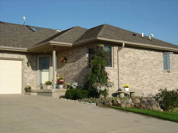 10815 Timer Dr E, Huntley, IL 60142