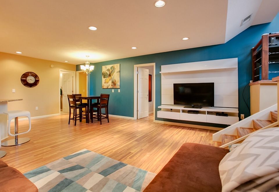 1st image of 350 Oakwood Dr APT 14