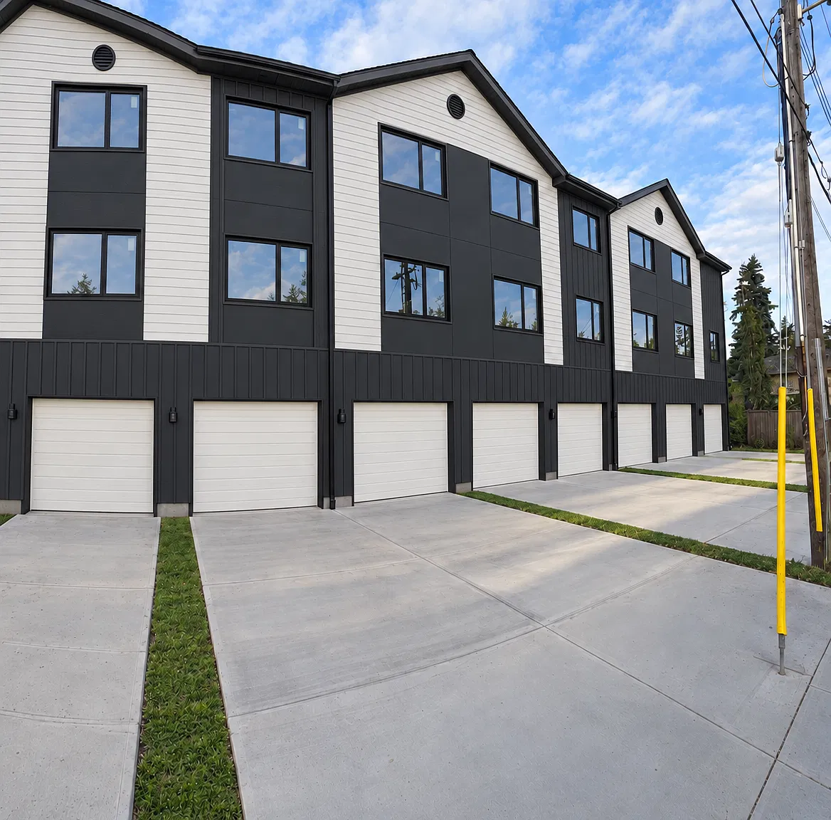 Glenora Townhomes — Photo 4