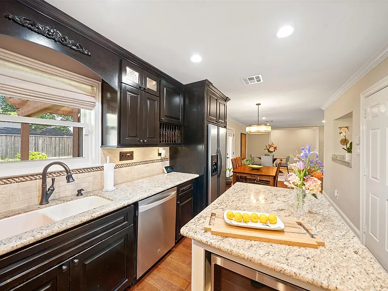 2523 Droxford Dr — Photo 18