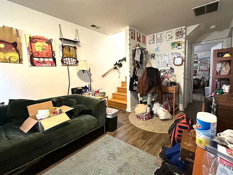 1044 W School St #1F — Photo 6