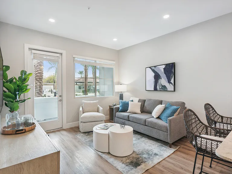 Overture North Scottsdale - 55+ Active Adult Apartment Homes — Photo 29