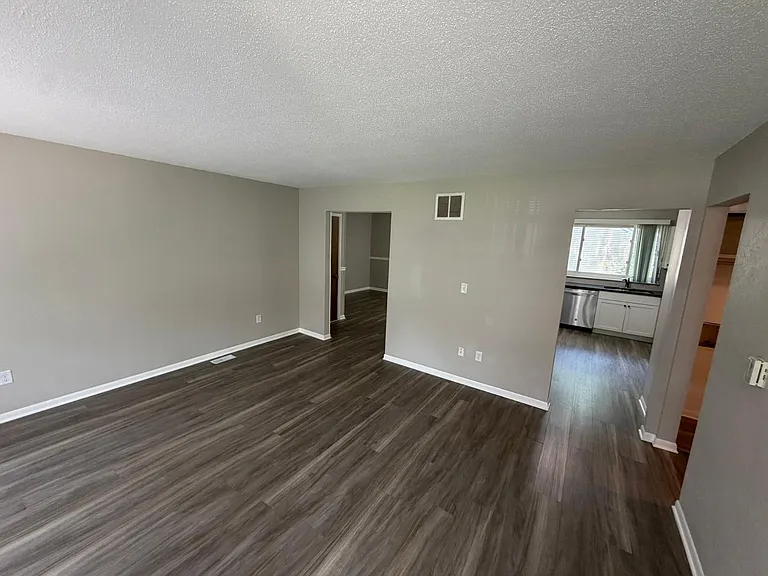 3781 Cherry Hill Ct — Photo 5