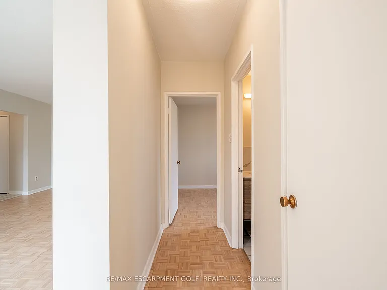 2433 1st St #9 — Photo 28
