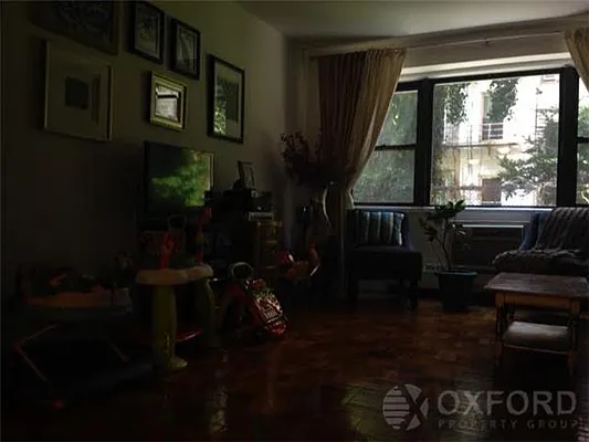 Rented by Oxford Property Group | media 124