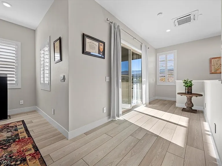 4262 Swift St — Photo 26