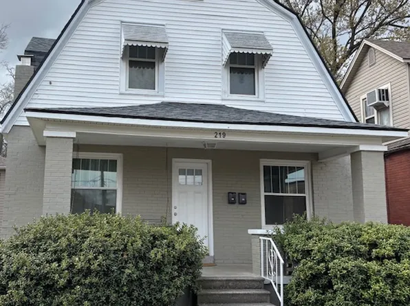 219 N Henderson Ave, Cape Girardeau, MO 63701
