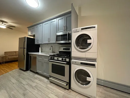 Rented by Corcoran | media 33