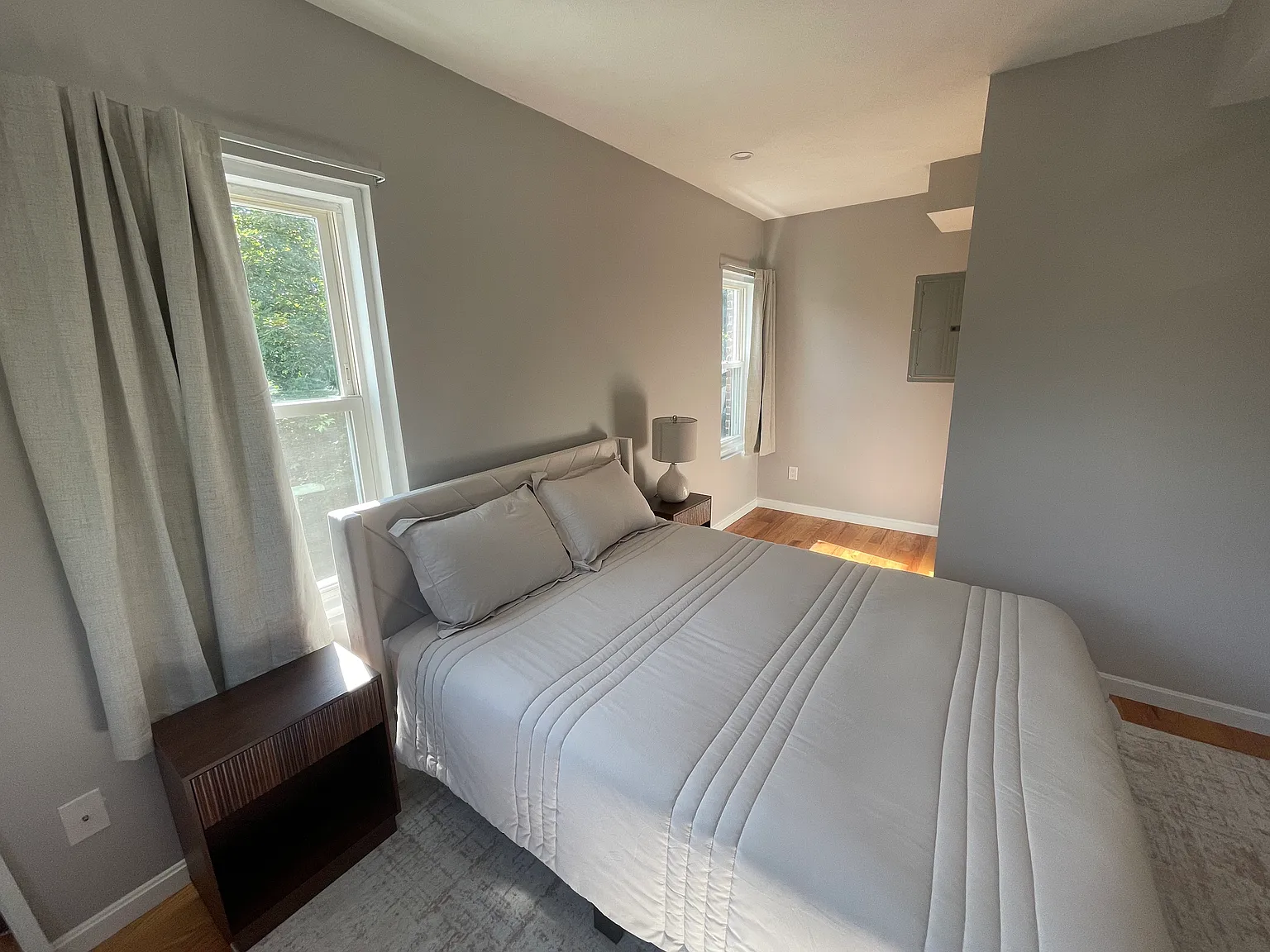 4 bed, 2459 sqft, $1,900 — Photo 1