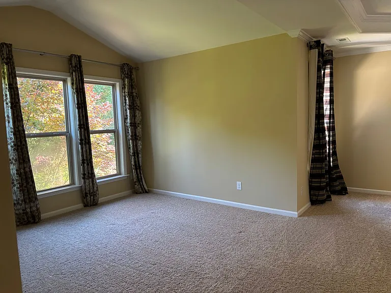 8811 Tamarron Dr — Photo 40