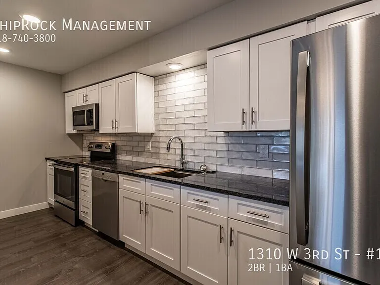 1310 W 3rd St #14 — Photo 9