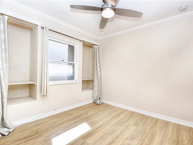 445 Bent St — Photo 4