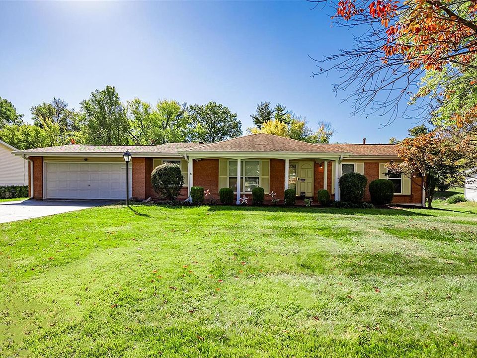 1st image of 12126 Land O Lakes Dr