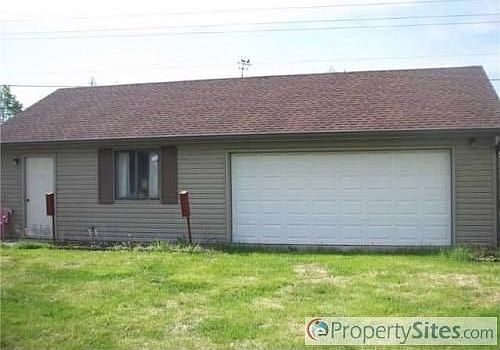 5th image of 1008 Watson St
