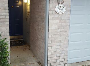 916 N Carolina Ave, Midlothian, TX 76065