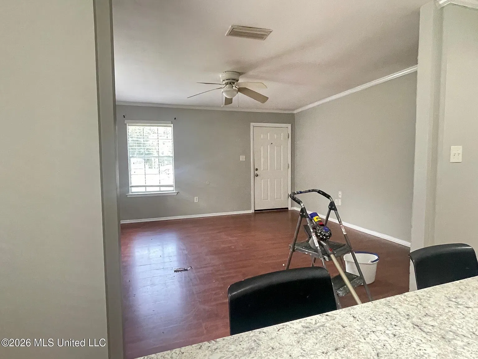 2 bed, 2.0 bath, 1100 sqft, $1,400 — Photo 4