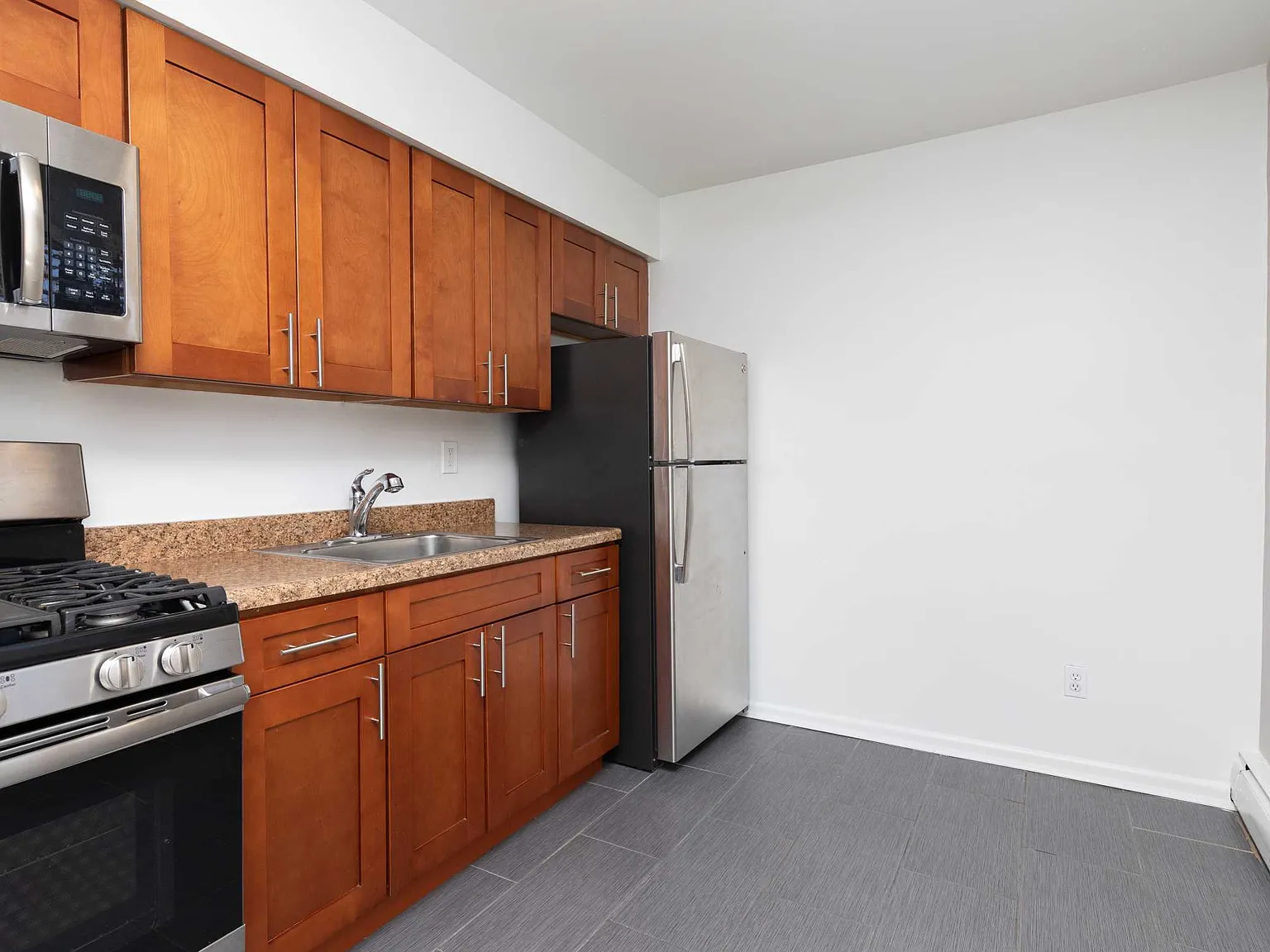 Martoni Apartments — Photo 2