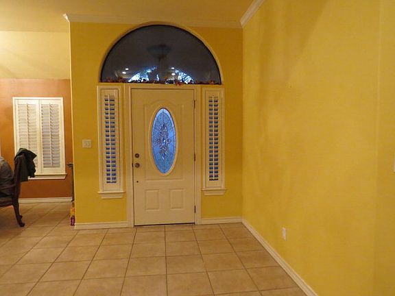 4th image of 2608 Canterbury Dr