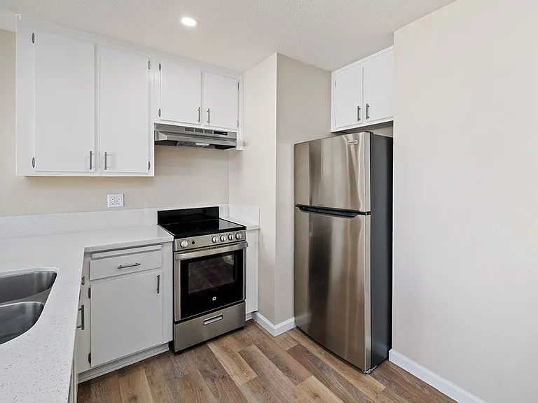 241 Ocean View Ave — Photo 17