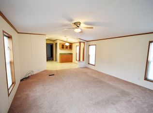 215 Bearfield Dr, Mount Pleasant, PA 15666