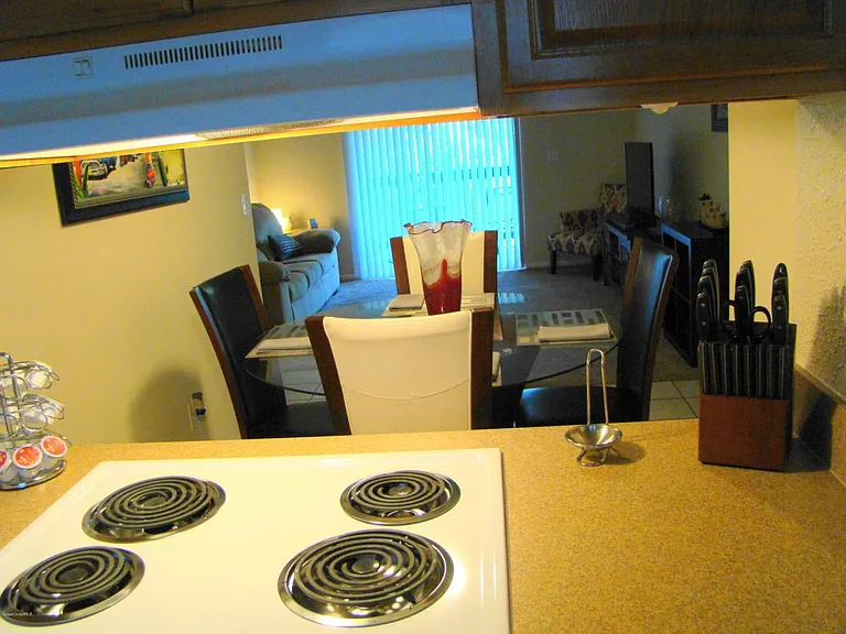 283 Ulster Ln — Photo 11