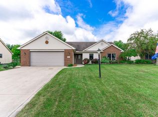 906 Baer Pass, Garrett, IN 46738