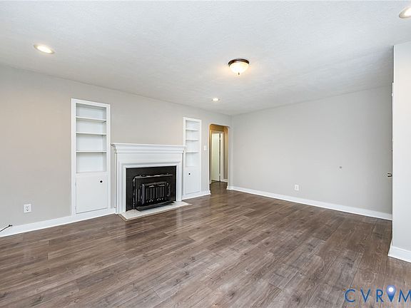 3rd image of 3112 Lost Ln
