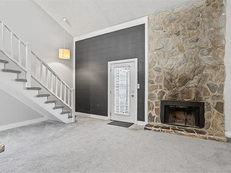 1675 Wynndowne Trl SE — Photo 6