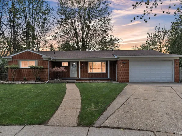 27610 Denmar Dr, Warren, MI 48093