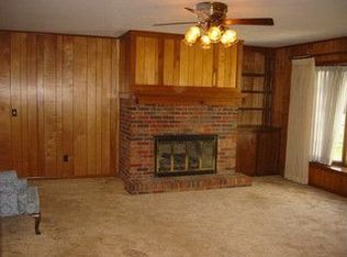 2009 Felix Pl, Plymouth, IN 46563