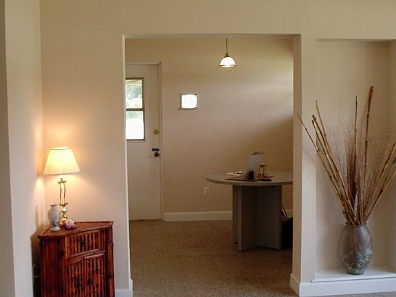 nook/office area