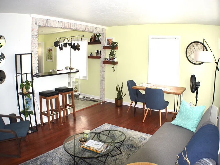 1425 E Zenith Ave — Photo 1